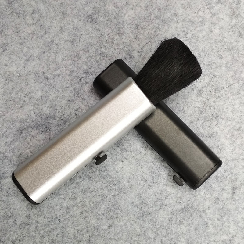 Air Outlet Computer Retractable Cleaning Brush product image