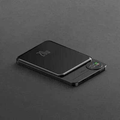 MagnaGear MagSafe Magnetic Wireless Power Bank