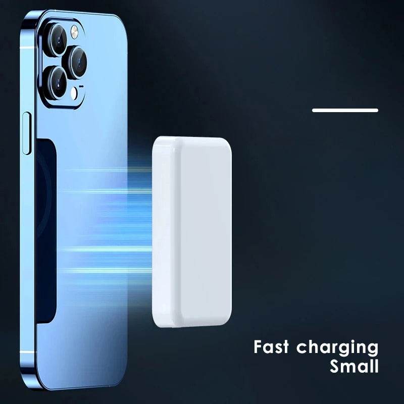 MagnaGear 20W Magnetic Wireless Power Bank 10000mAh
